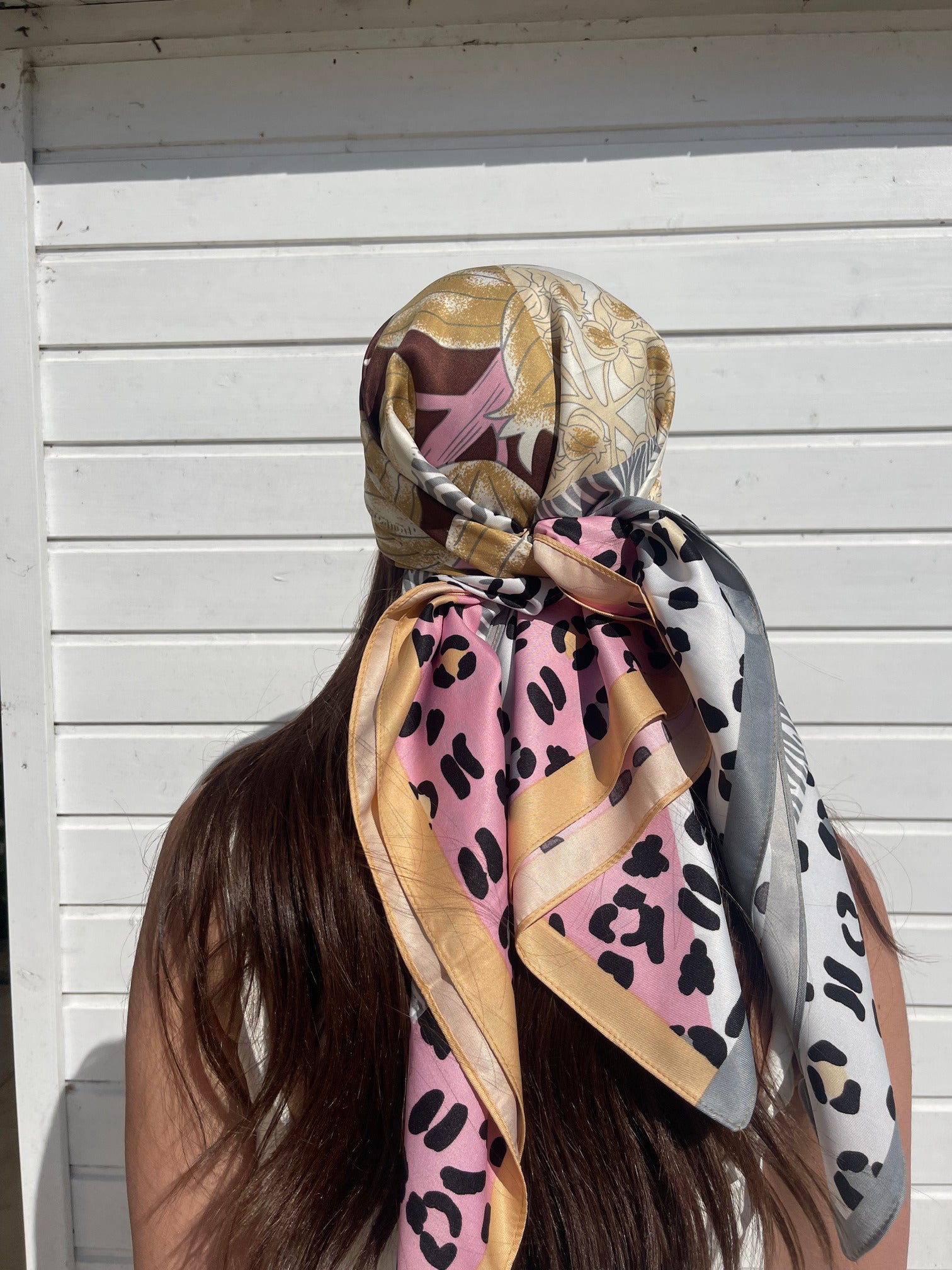 Foulard Abby – 90x90 cm – Effet Soie