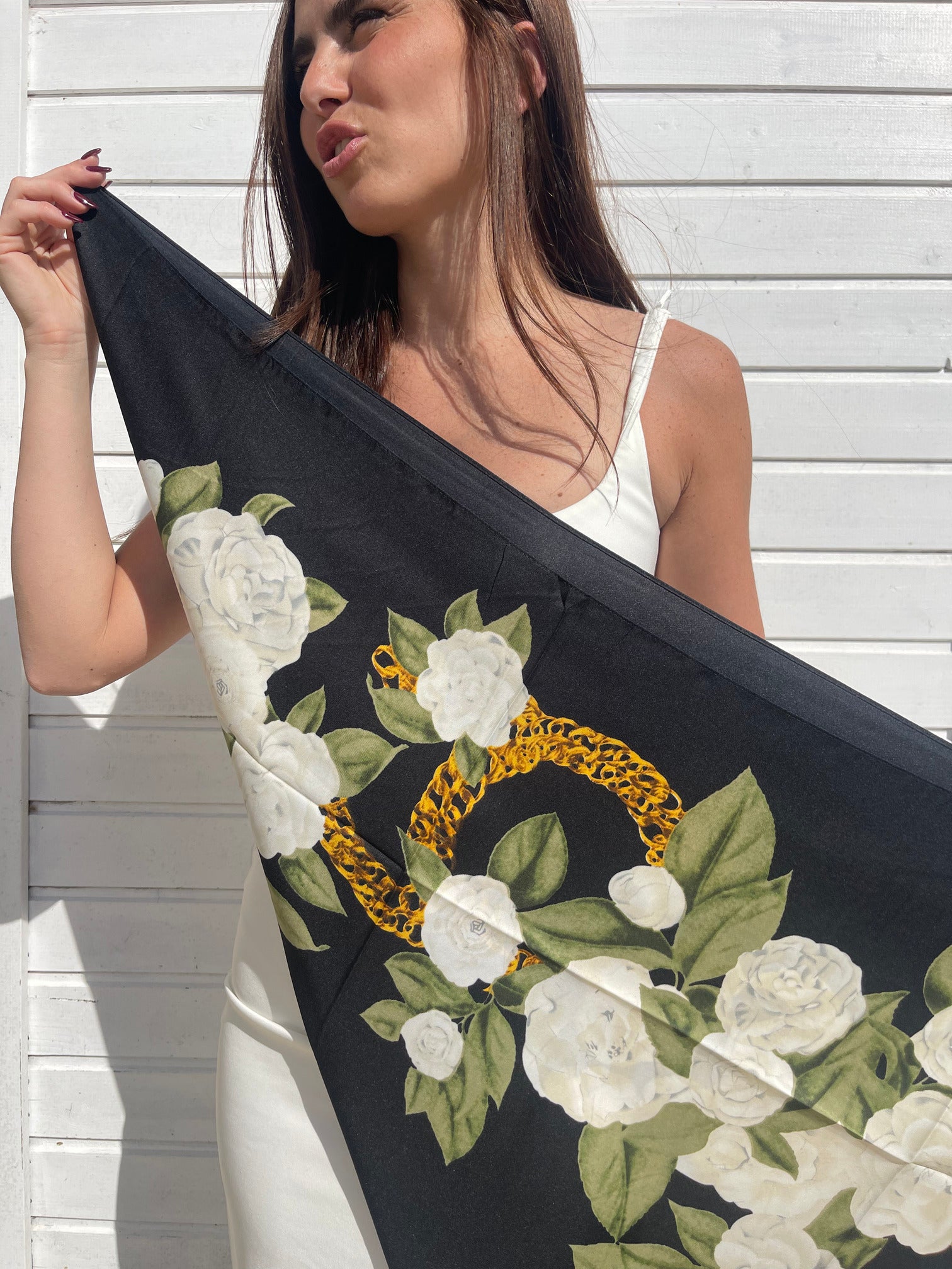 Foulard Abby – 90x90 cm – Effet Soie