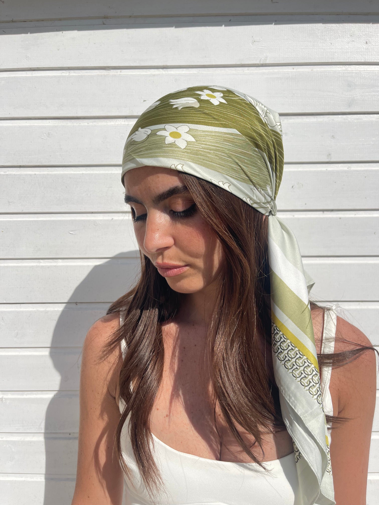 Foulard Abby – 90x90 cm – Effet Soie